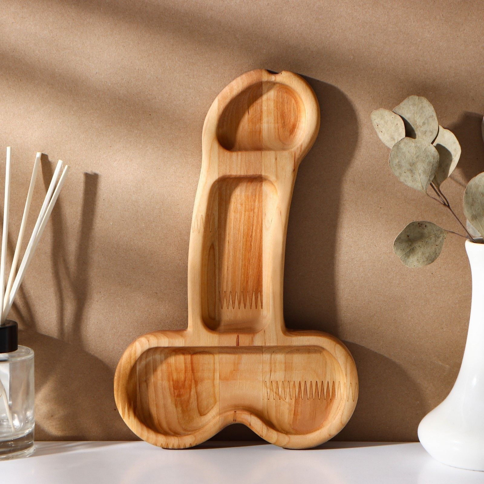 Деревянное блюдо для подачи в форме члена (25 х 16,5 х 1,7 см) 2