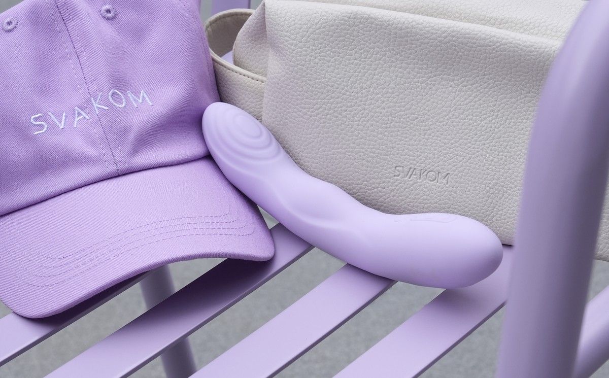 Сиреневый интерактивный вибромассажёр Selena с поступательными движениями и нагревом - 21 см. 11