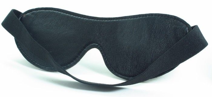 Черная кожаная маска на глаза 3