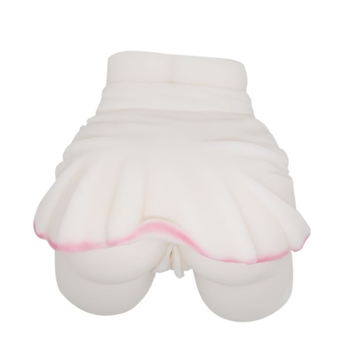 Вагина с анусом под приподнятой юбочкой 2