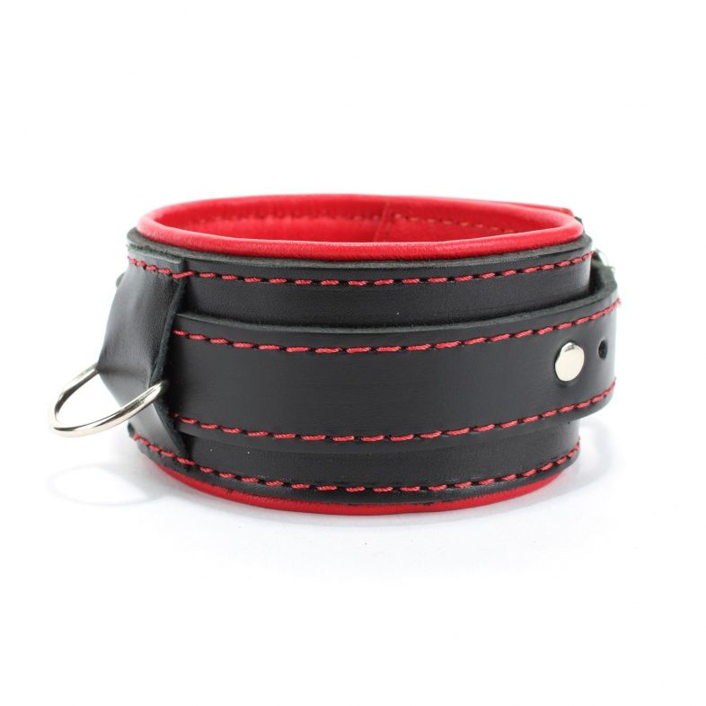 Черный ошейник с красным подкладом 2