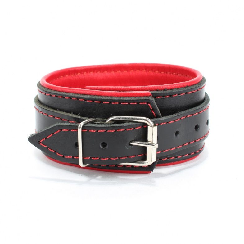 Черный ошейник с красным подкладом 3