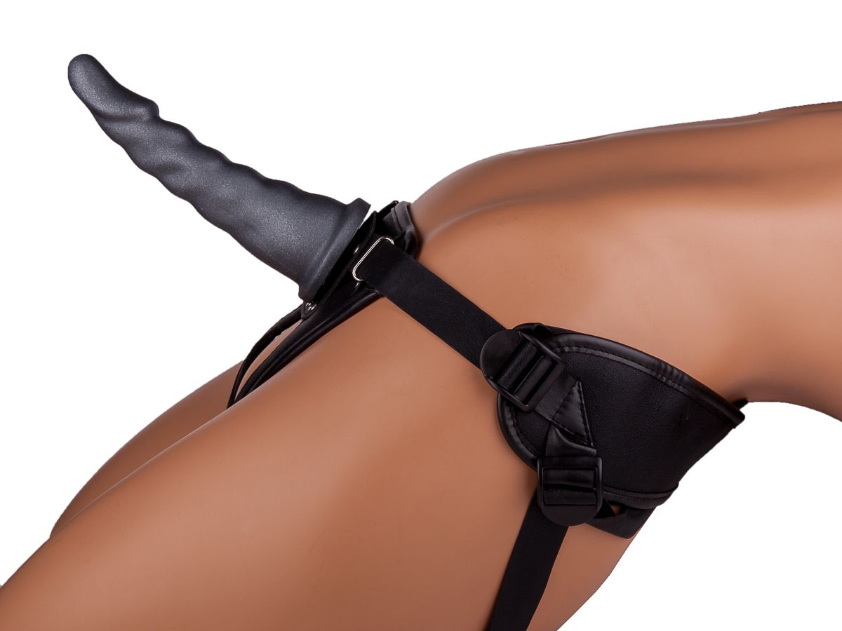 Насадка-фаллоимитатор на кожаных трусиках Harness Ultra Realistic 6,5" - 18,5 см. 8