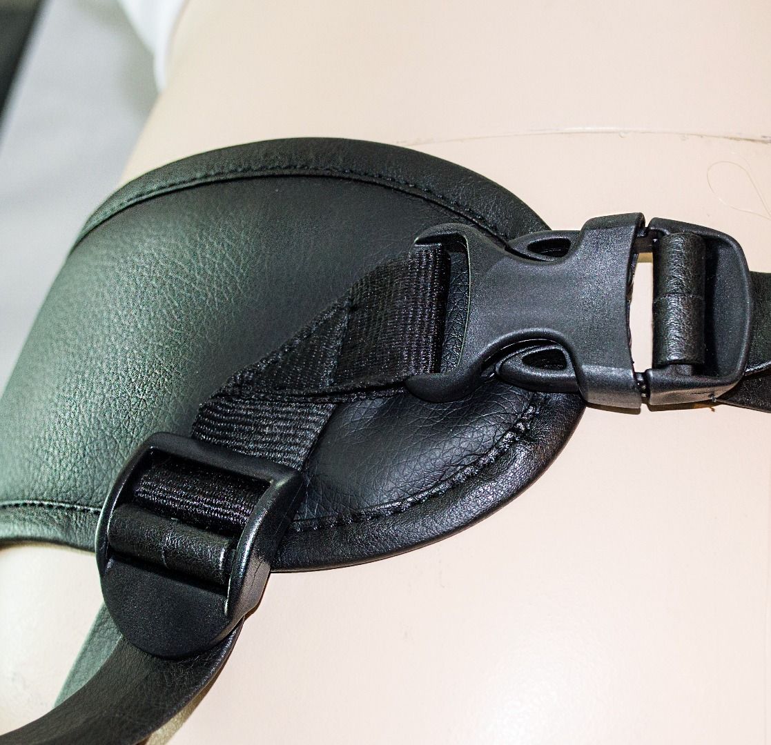 Универсальный пояс премиум класса(S) с 2 чёрными насадками 5